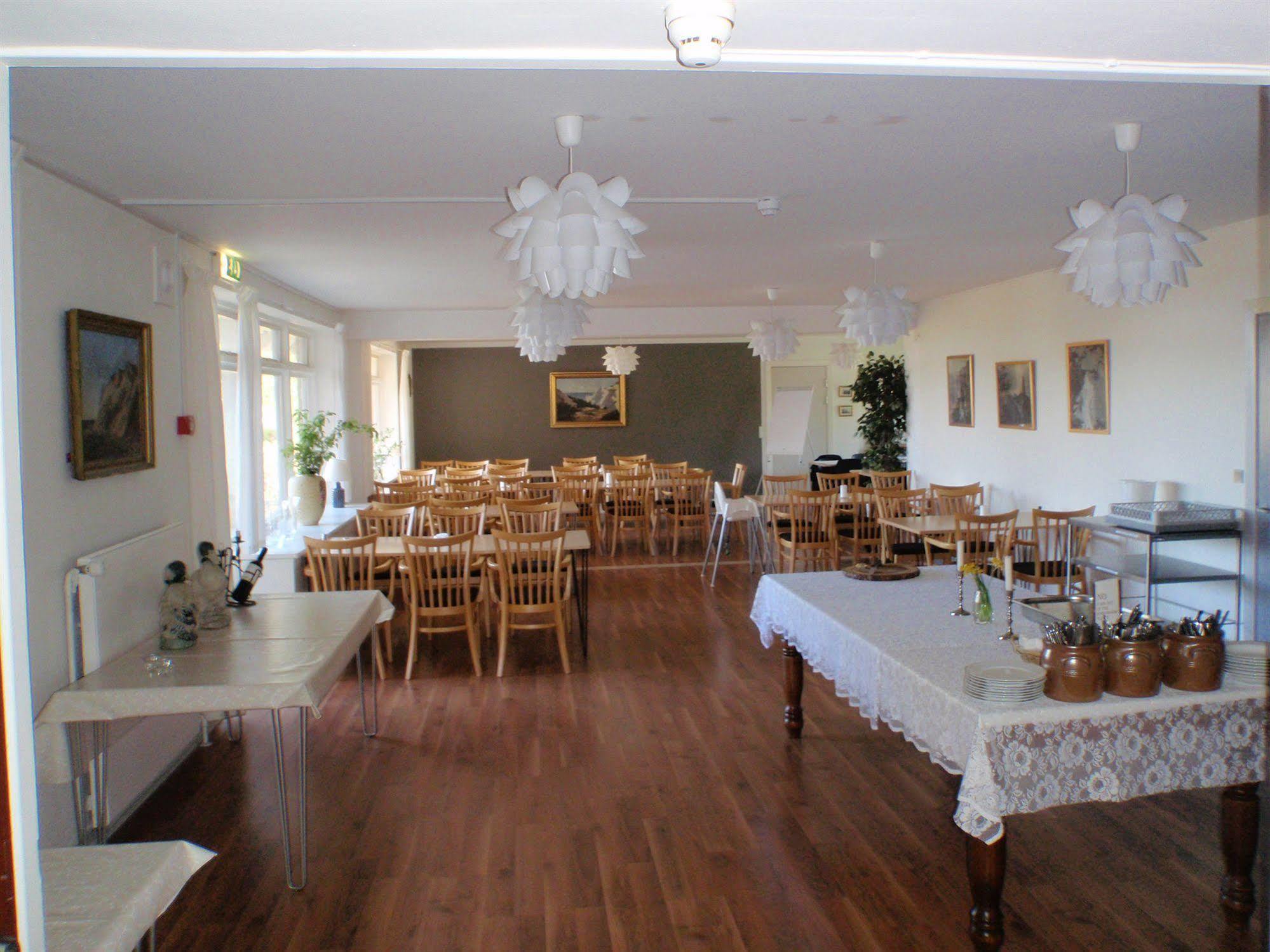 Mon Hostel & Vandrehjem Borre Bagian luar foto